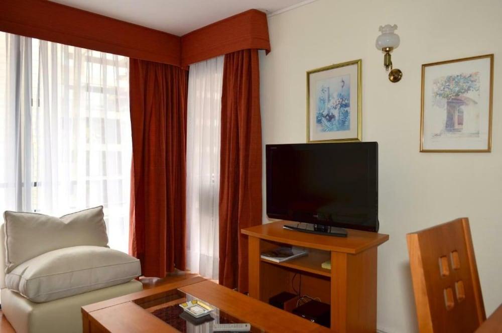 Rent A Home Bosque Norte Santiago de Chile Bagian luar foto